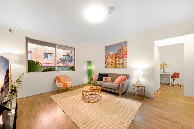 2/22 CHANDOS ST, ASHFIELD, NSW 2131