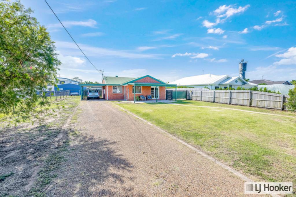 6 Alexander Dr, Moore Park Beach, QLD 4670