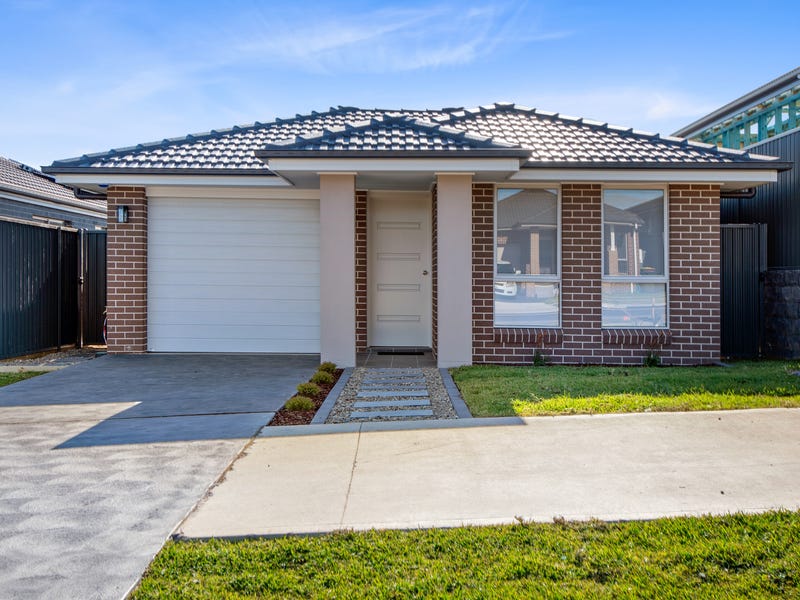103 Kavanagh St, Gregory Hills, NSW 2557