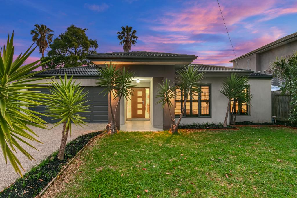 30 St Clair Rd, Wantirna South, VIC 3152