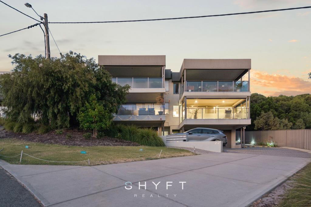 2/22 MAY ST, SCARBOROUGH, WA 6019