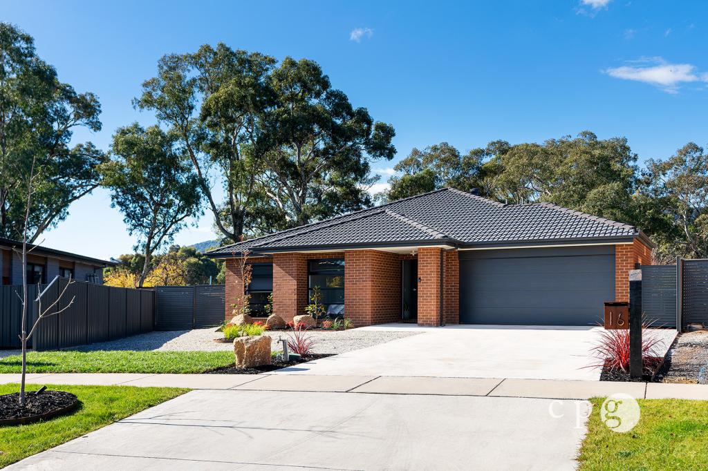 16 Molly Dr, Harcourt, VIC 3453