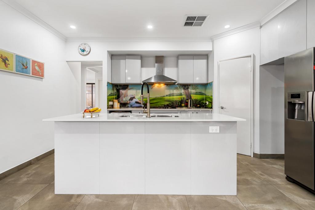 54 Bucker St, Whitby, WA 6123