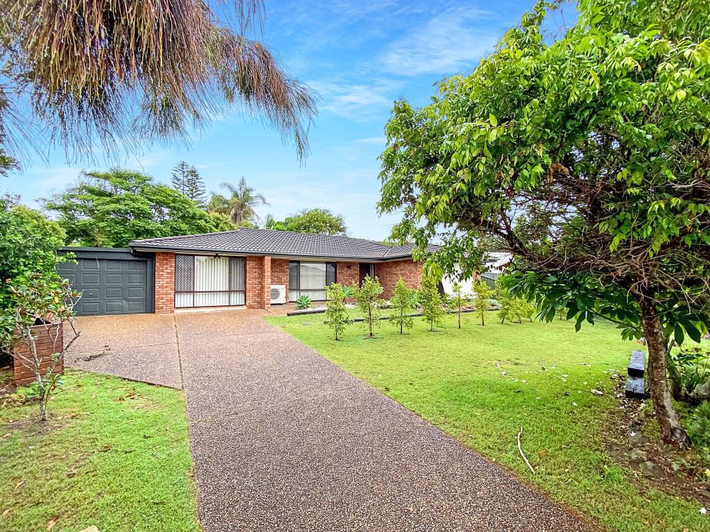 12 Bent St, Fingal Bay, NSW 2315