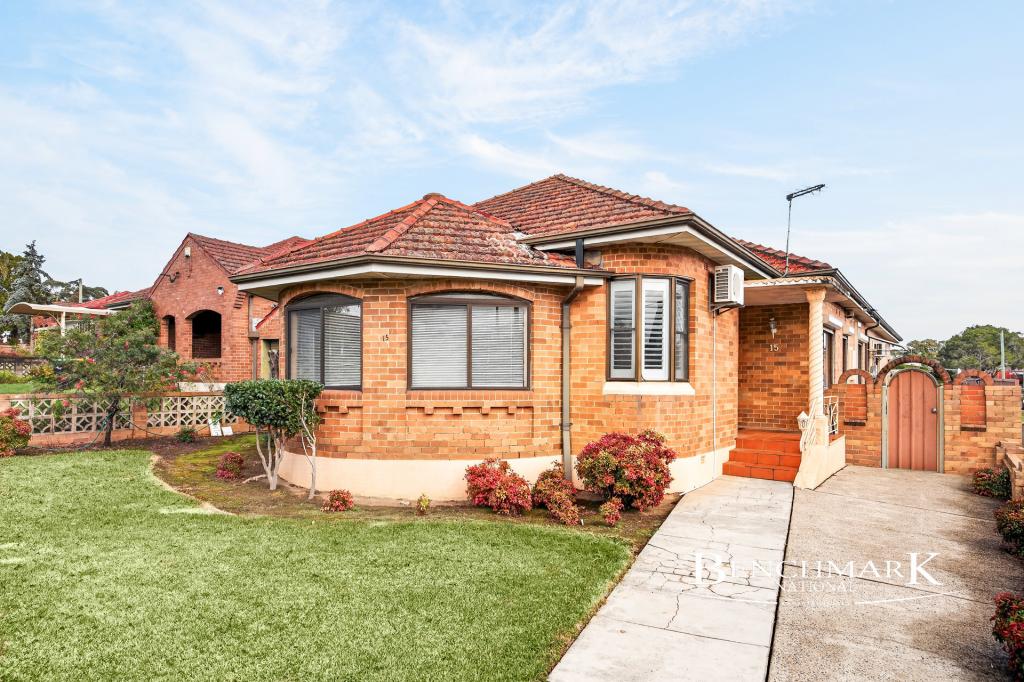 15 Lee Ave, Beverly Hills, NSW 2209