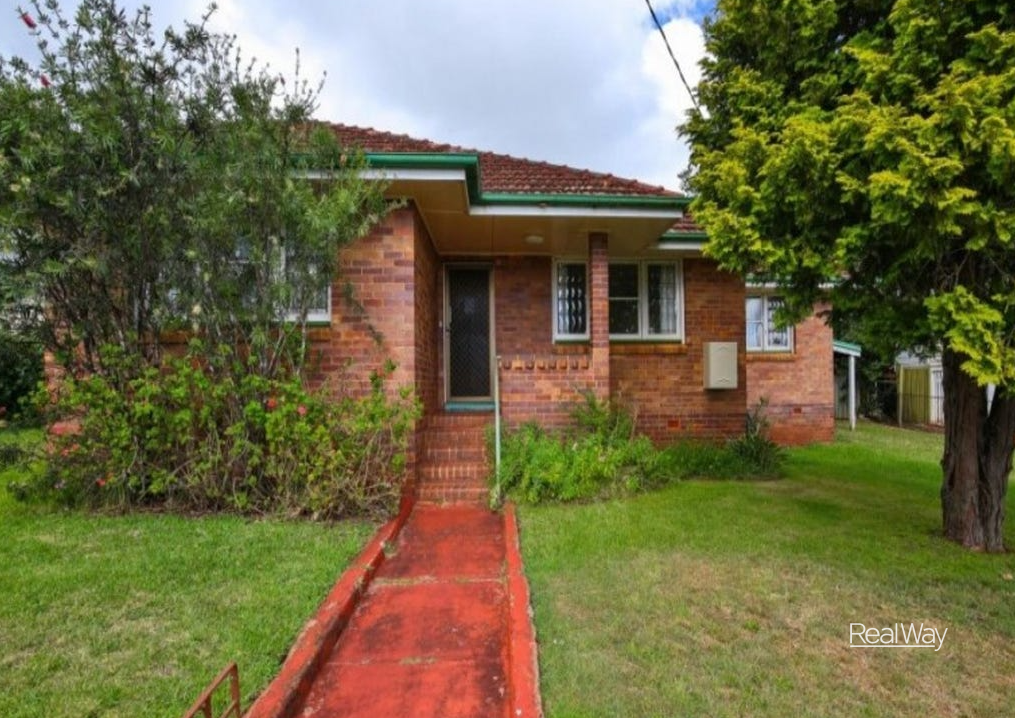 4 Partridge St, North Toowoomba, QLD 4350