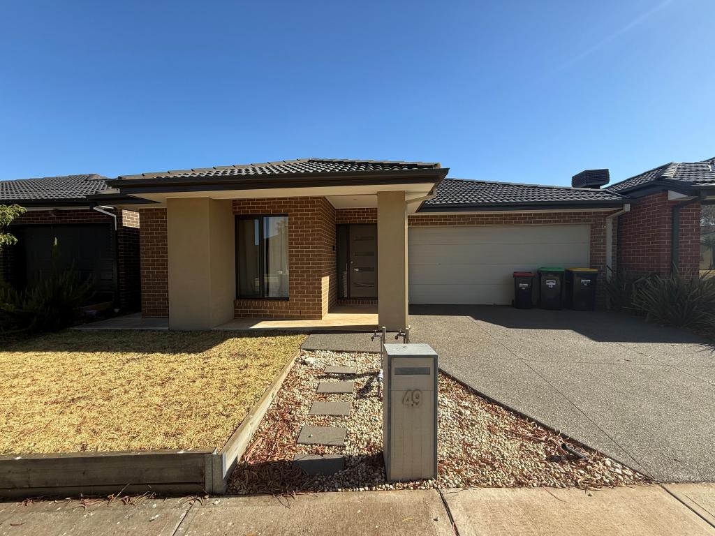 49 Azadi Cres, Strathtulloh, VIC 3338