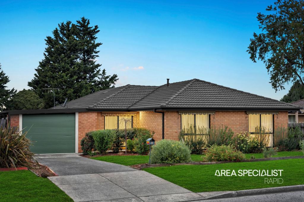 38 LESLEY DR, HAMPTON PARK, VIC 3976