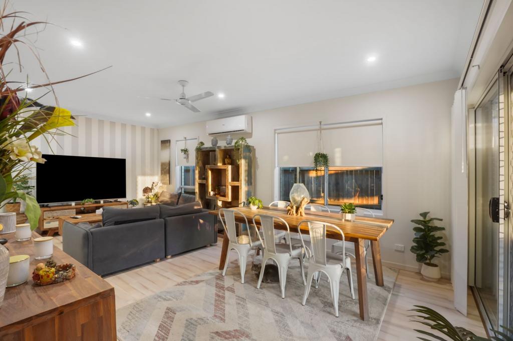 46 Mount Edwards St, Park Ridge, QLD 4125