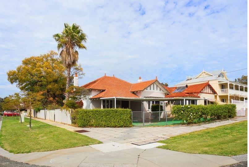 5 Darling St, South Perth, WA 6151