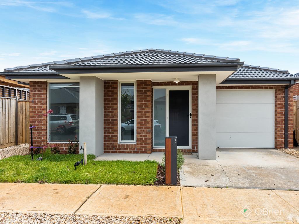 3 MIDMAR TCE, THORNHILL PARK, VIC 3335