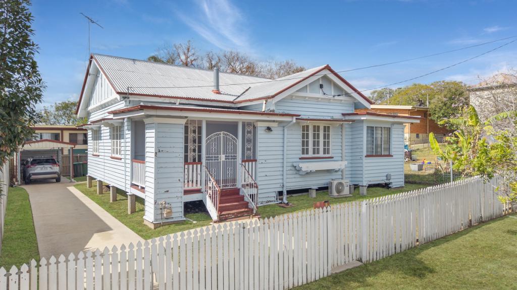 1 Roderick St, Ipswich, QLD 4305