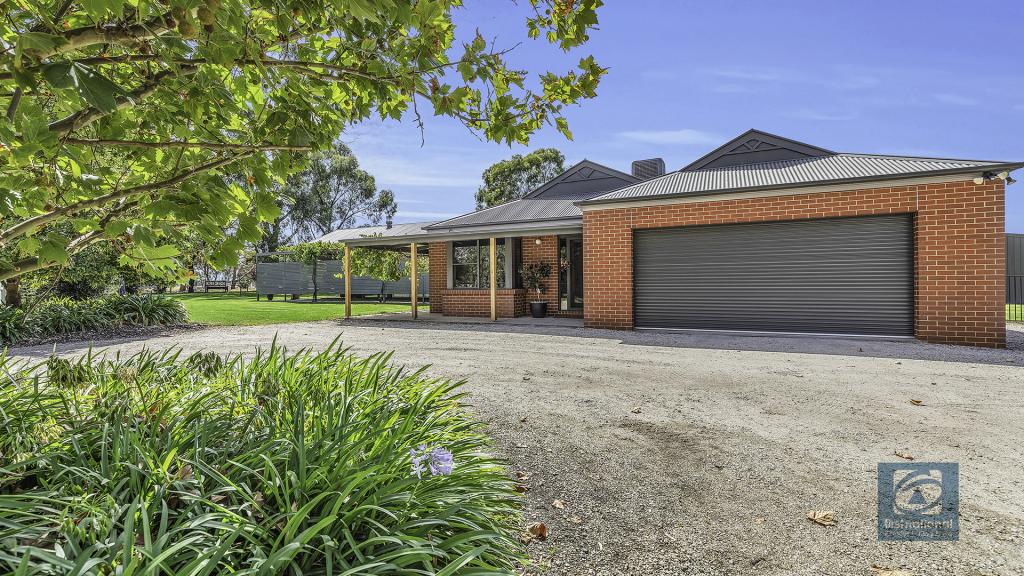 8 Charters Dr, Moama, NSW 2731