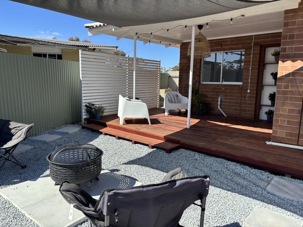 8 Mallee Dr, Kambalda West, WA 6442