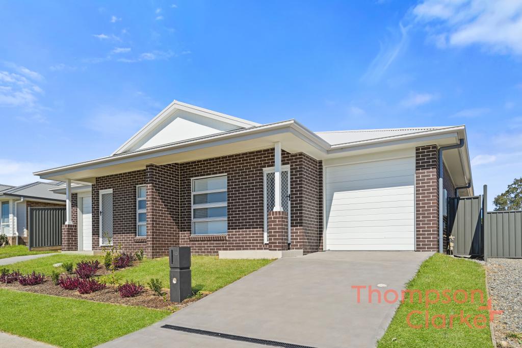 43 FOOTWALL RD, GILLIESTON HEIGHTS, NSW 2321