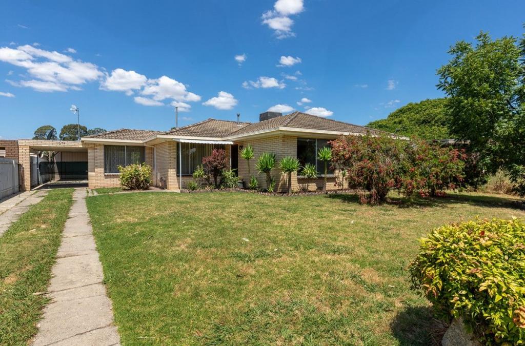 1074 Wingara St, North Albury, NSW 2640