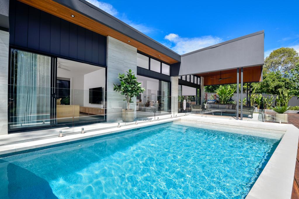 178a Alison Rd, Carrara, QLD 4211