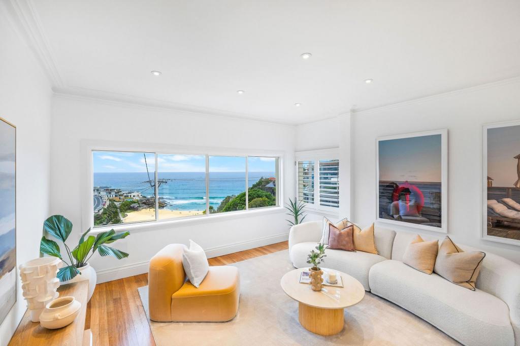 10 WOLAROI CRES, TAMARAMA, NSW 2026