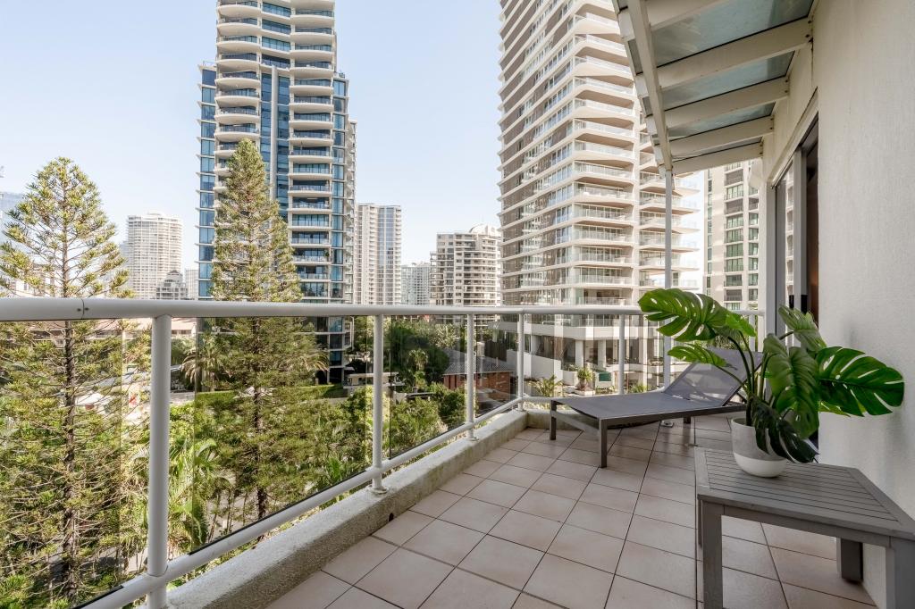 21/1-9 Hughes Ave, Main Beach, QLD 4217