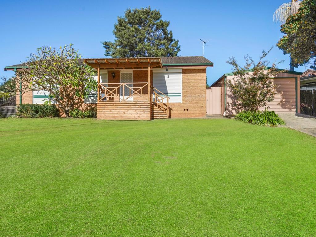 64 Dobell Rd, Eagle Vale, NSW 2558