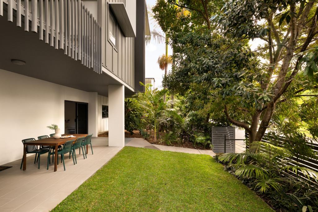 1/2-4 Garden Tce, Newmarket, QLD 4051