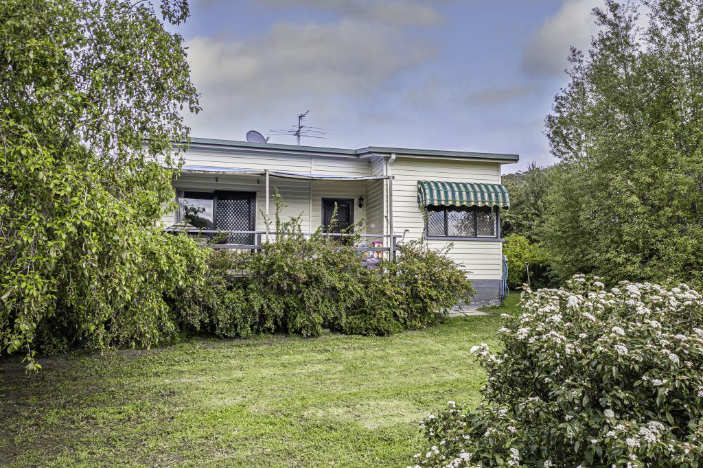 11 Old Apple Ct, Huonville, TAS 7109