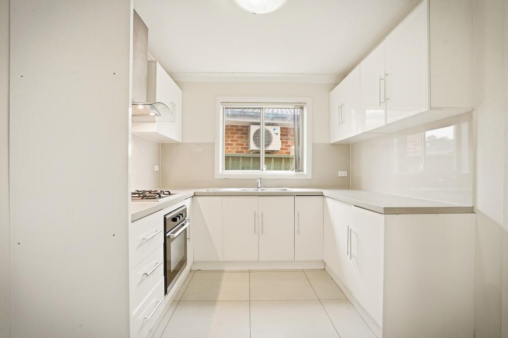 44A/44 SANDRINGHAM ST, ST JOHNS PARK, NSW 2176