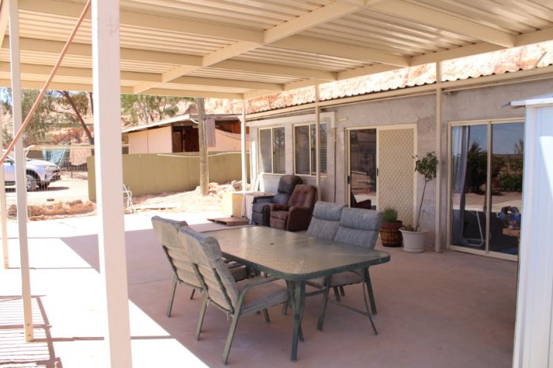 2 Hamilton Pde, Coober Pedy, SA 5723