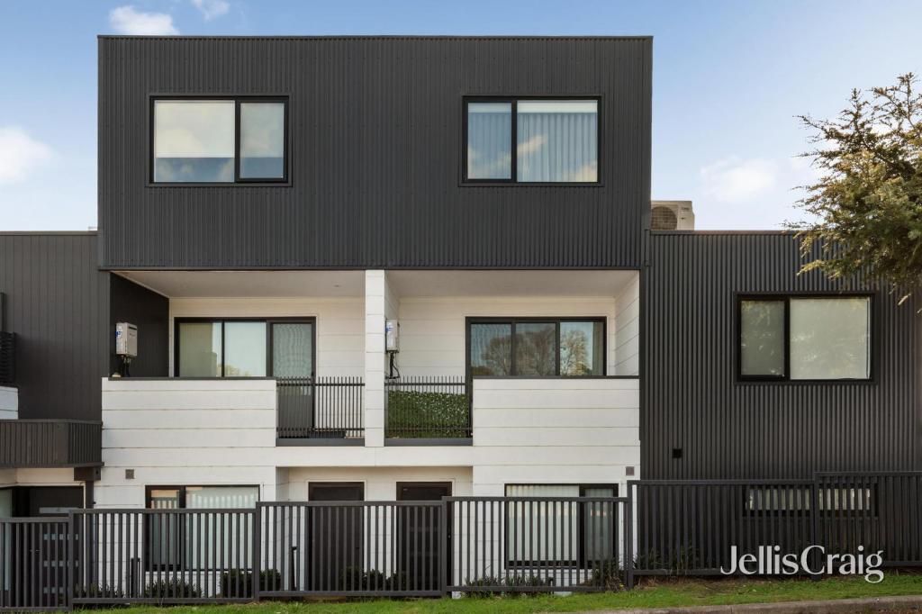 2/153a Albert St, Preston, VIC 3072