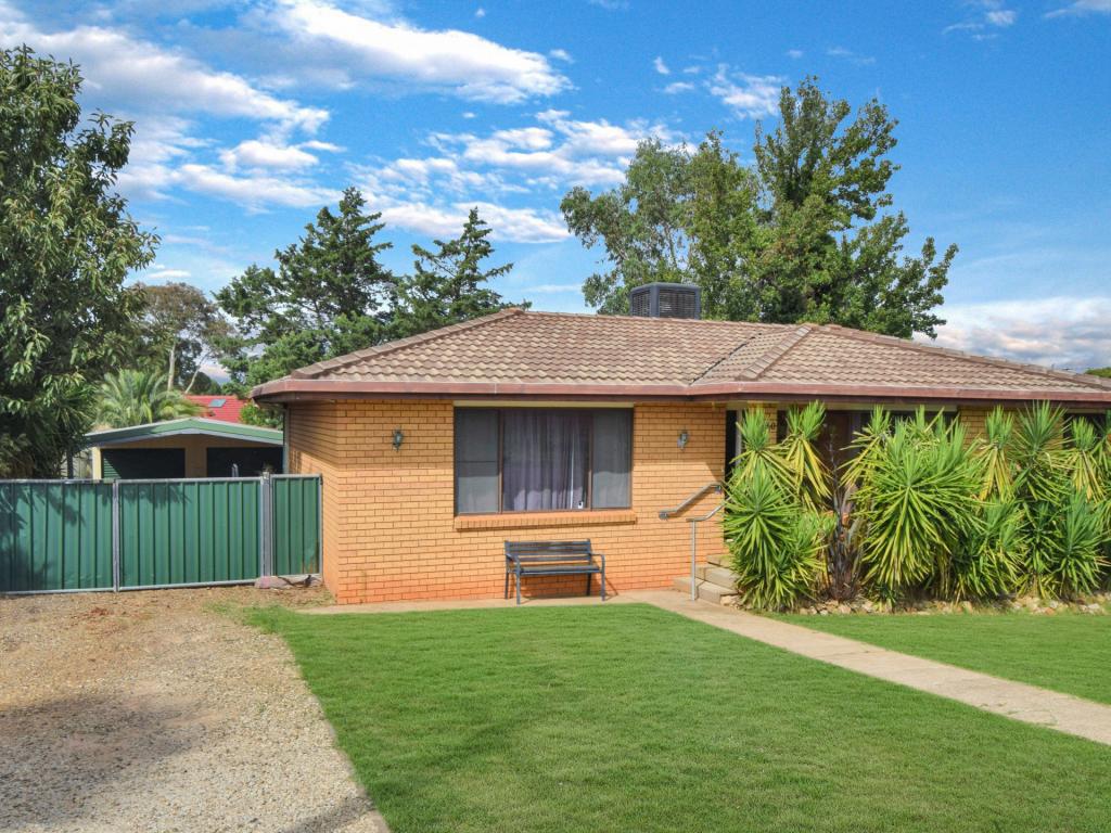 80 Orchard St, Young, NSW 2594