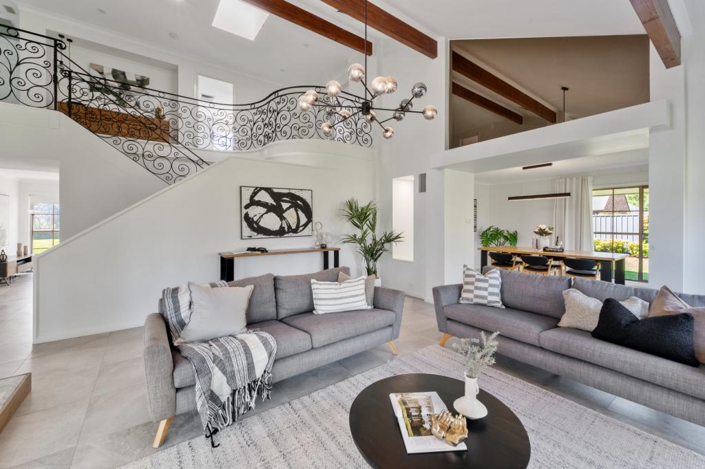 10 Forsythe Pde, Black Hill, NSW 2322