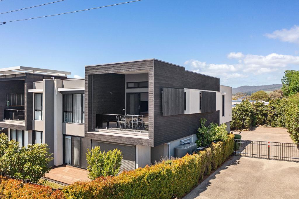 1/2 Nepean Hwy, Dromana, VIC 3936