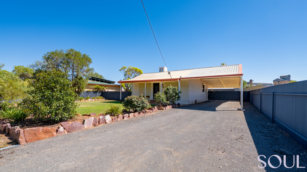 35 Henry St, Yenda, NSW 2681