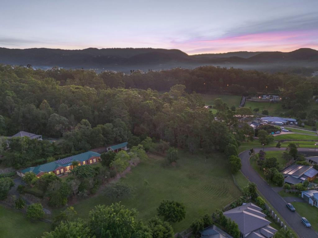 11 Evanita Dr, Gilston, QLD 4211