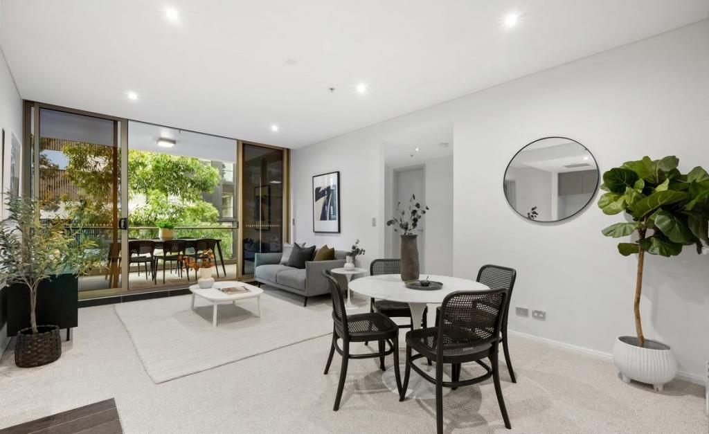 245/10 Victoria Park Pde, Zetland, NSW 2017