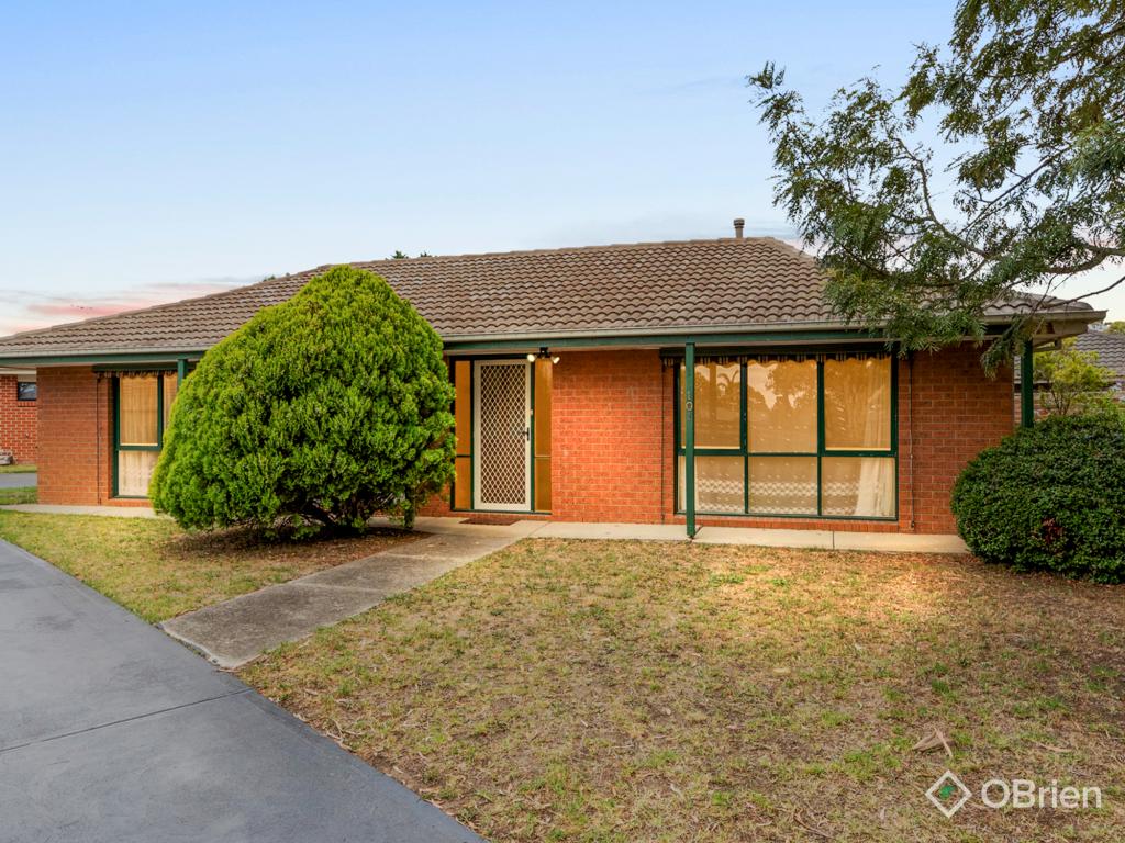 101 Endeavour Dr, Cranbourne North, VIC 3977