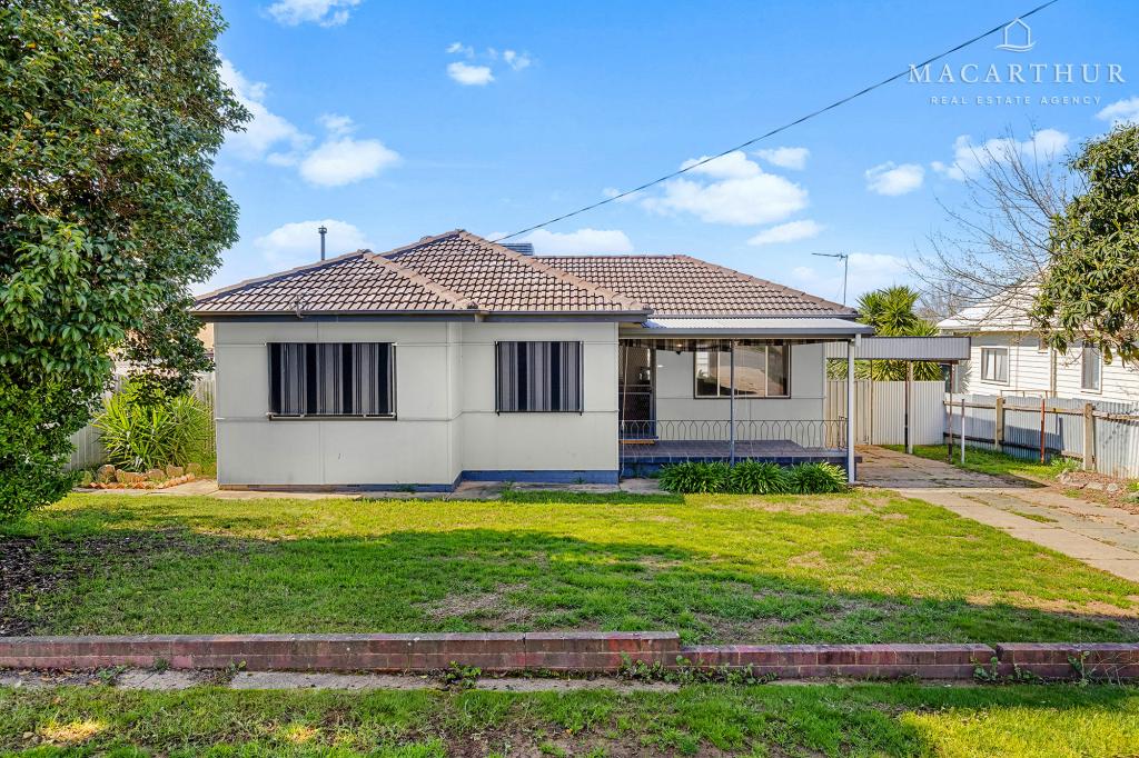 113 Meadow St, Kooringal, NSW 2650