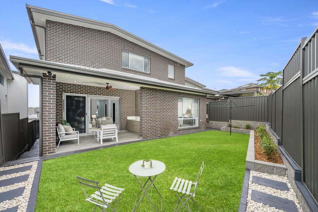 8 Ross Pl, North Kellyville, NSW 2155