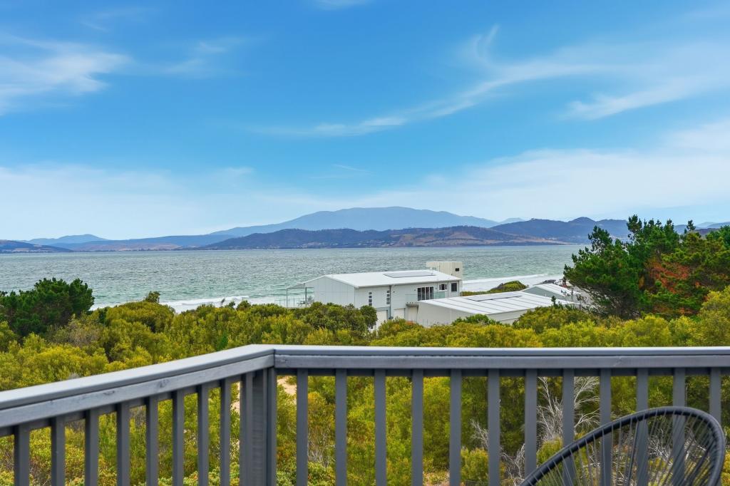 2/17a Thagenna Rd, Carlton, TAS 7173