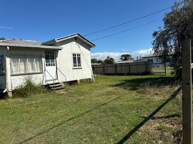 14 Knobel St, North Mackay, QLD 4740