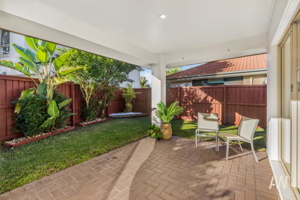 25 Peppermint Cres, Sippy Downs, QLD 4556