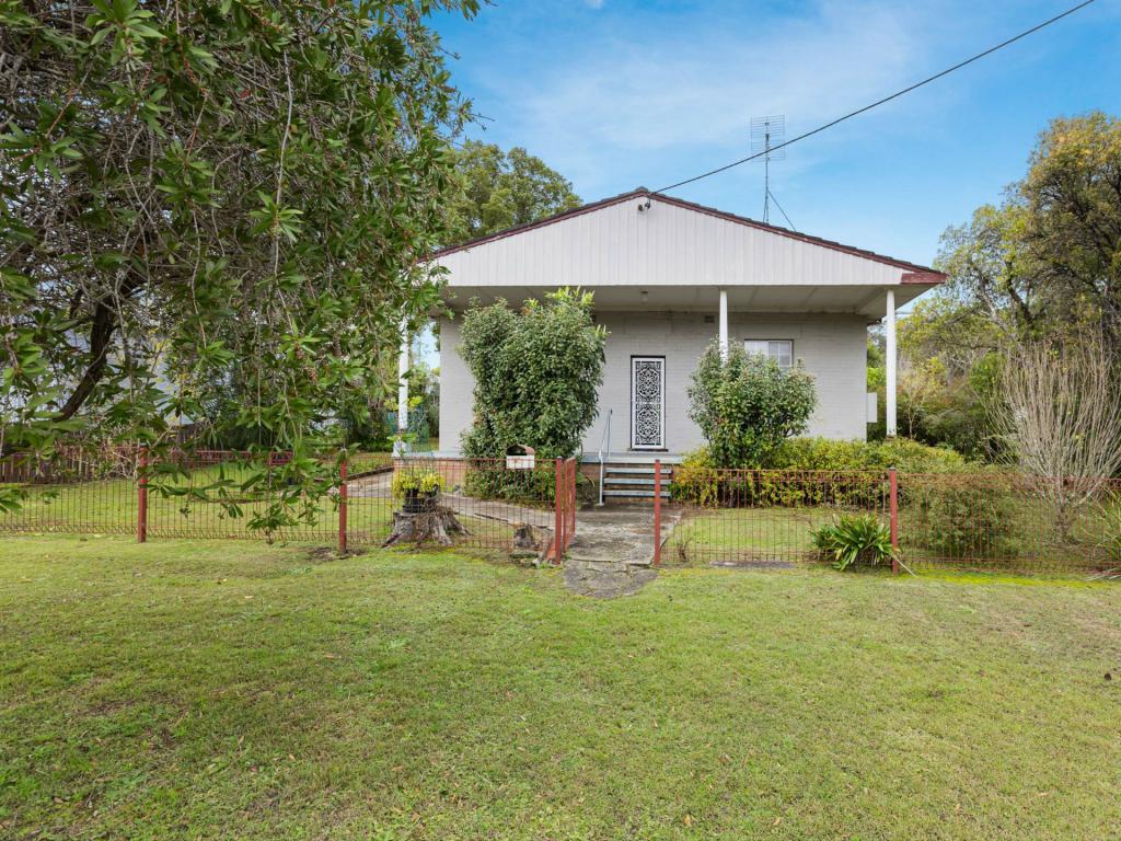14 Ercildoune St, Cessnock, NSW 2325