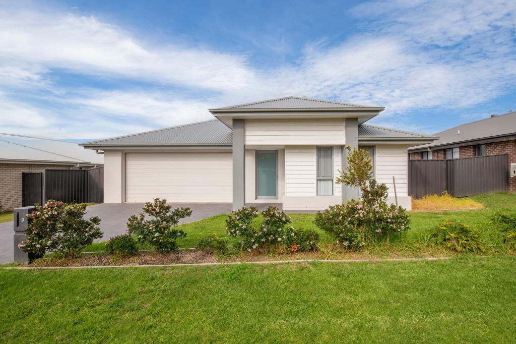 9 Morecambe Cct, Thornton, NSW 2322