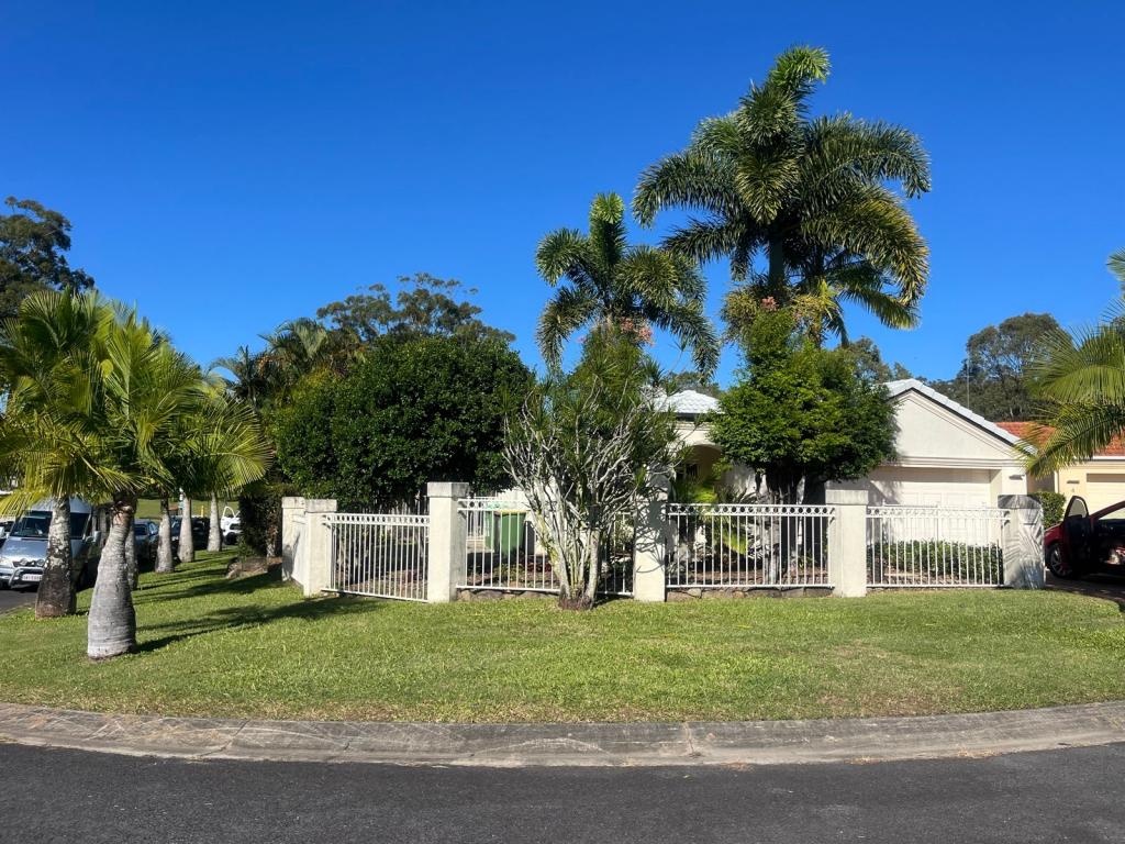 2 Maria Pl, Ashmore, QLD 4214