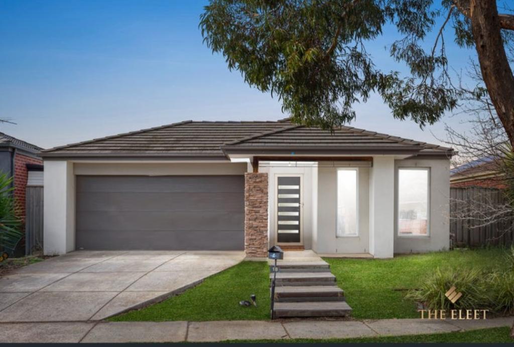 18 SINCLAIR CRES, TARNEIT, VIC 3029