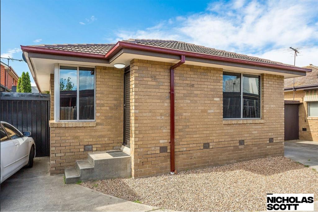 2/15 Greene St, South Kingsville, VIC 3015