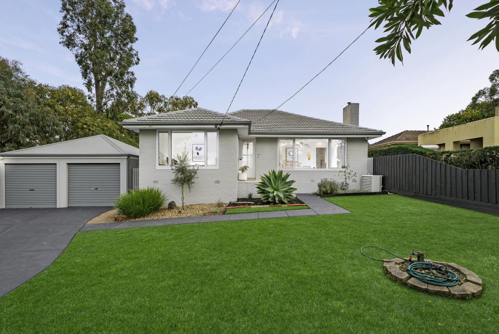 2 Faraday Rd, Croydon South, VIC 3136