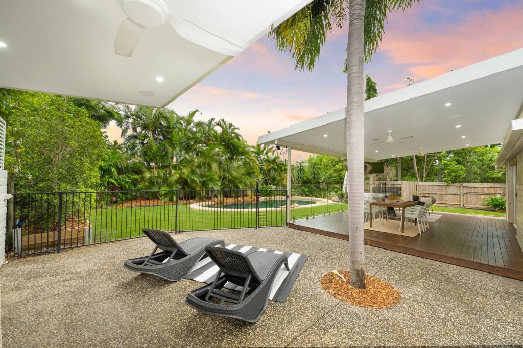 64 Carmody St, Hermit Park, QLD 4812