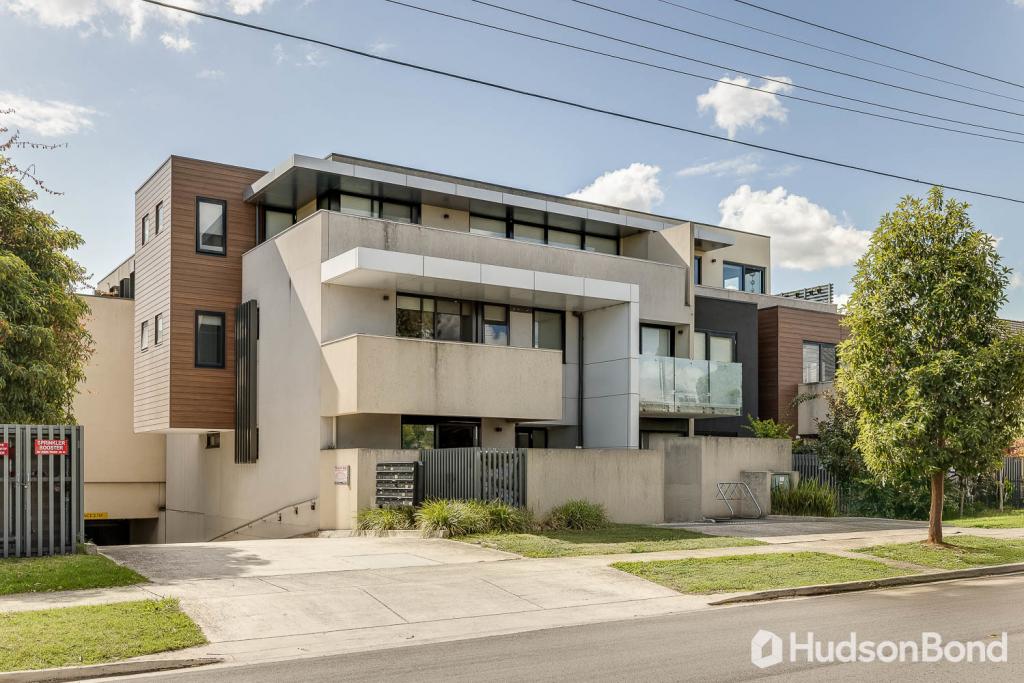 18/33 QUEENS AVE, DONCASTER, VIC 3108