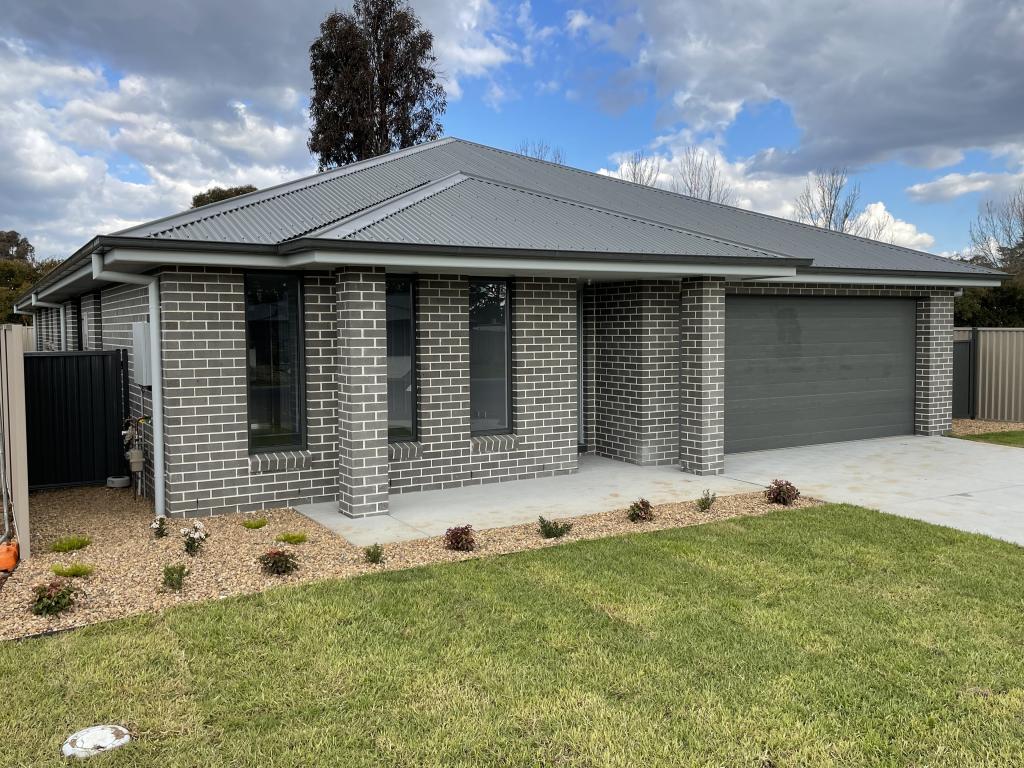 6 Yellow Box Pl, Gormans Hill, NSW 2795